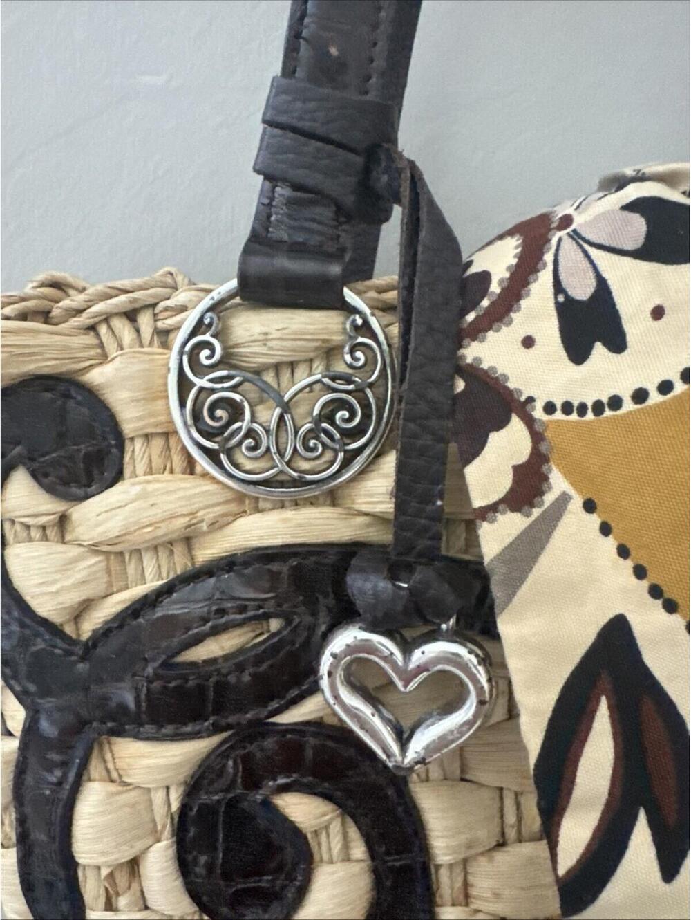 Brighton "Lyric " Woven StrawTote with Dark Brown LeatherTrim and Heart Charm - Picture 2 of 9
